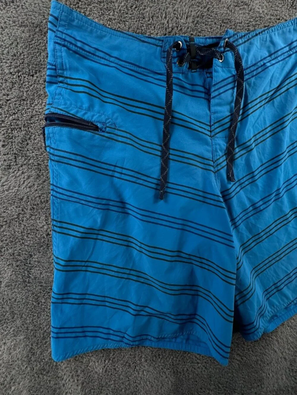 Patagonia Swim Trunk Men Board Shorts Adult Swimming Size 30 Blue Striped String